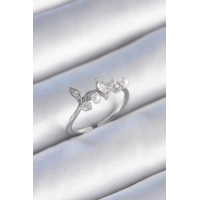 Pirinç Gümüş Renk Zirkon Taşlı Kalp Yaprak Model İnci Detay Kadın Yüzük