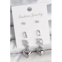 Pirinç Gümüş Renk Zirkon Taşlı Sallantılı Kalp Model Yarım Halka Detay 3 Çfit Kadın Küpe Seti