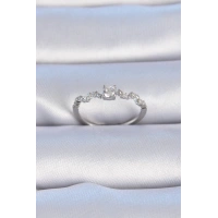 Pirinç Gümüş Renk Zirkon Taşlı Tek Taş Model Kadın Yüzük