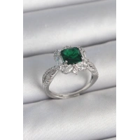 Pirinç Gümüş Renk Zirkon Taşlı Yeşil Tektaş Model Kadın Yüzük