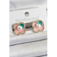 Pirinç Pembe Mineli İnci Detaylı Zirkon Taşlı Sanatsal Portre Yonca Model Gold Renk Kadın Küpe