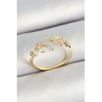 Pirinç Yaprak Figürlü Zirkon Taşlı Gold Renk Ayarlanabilir Kadın Yüzük