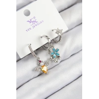 Pirinç Zirkon Taşlı 3lü Arı Ve Çiçek Model Gümüş Renk Kadın Küpe