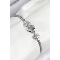 Pirinç Zirkon Taşlı Kalp Model Gümüş Renk Kadın Bileklik