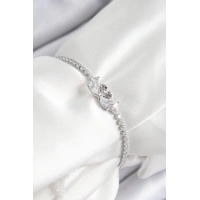 Pirinç Zirkon Taşlı Kuğu Model Gümüş Renk Asansörlü Kadın Bileklik