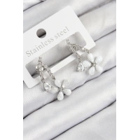 Pirinç Zirkon Taşlı Papatya Model Gümüş Renk Kadın Küpe