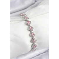 Pirinç Zirkon Taşlı Pembe Yonca Baget Model Gümüş Renk VIP Seri Kadın Bileklik