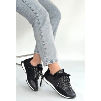 Reat Siyah Cilt Bağcıklı  Paraşüt Detaylı Spor Ayakkabı