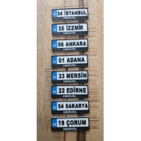 Sevdiklerinize özel tasarlanmış 3 boyutlu plaka anahtarlık ile şıklığı ve özgünlüğü bir arada yaşayın.