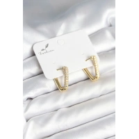 Üçgen Model Zirkon Taşlı Kadın Küpe