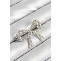 Üzeri Zirkon Taşlı Fiyonk Figürlü Gümüş Renk Kadın Broş