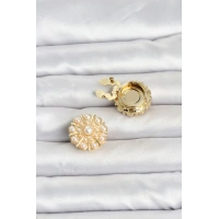 Vintage Model Gold Renk Düğme veya Manşet Broşu