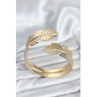 Yaprak Model Gold Renk Kadın Bileklik