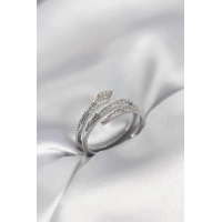 Yılan Model Gümüş Renk Zirkon Taşlı Kadın Yüzük