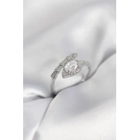 Yılan Model Gümüş Renk Zirkon Taşlı Kadın Yüzük