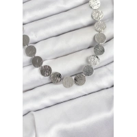 Yuvarlak Plaka Model Gümüş Renk Kadın Kolye