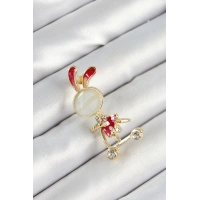 Zirkon Taş Detaylı Kırmızı 3D Scooter Süren Tavşan Kız Figürlü Gold Renk Kadın Broş