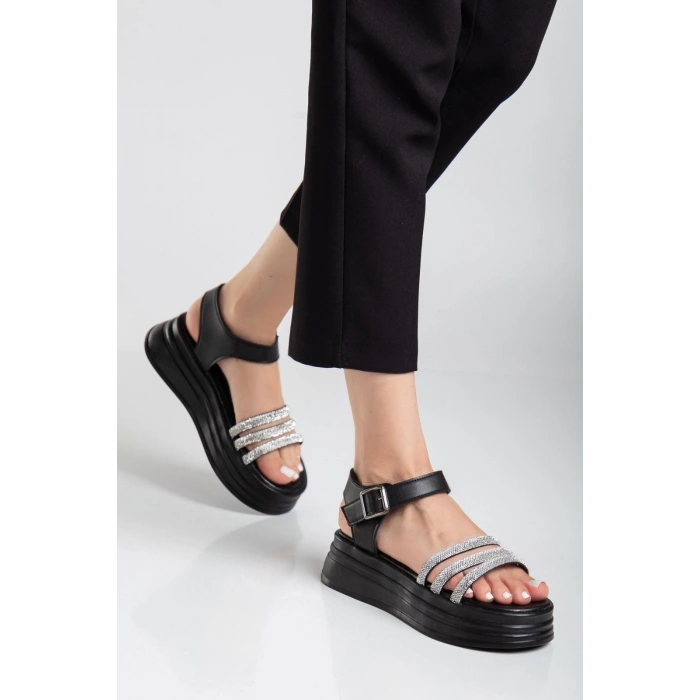 Lalen Siyah Kemerli Sandalet