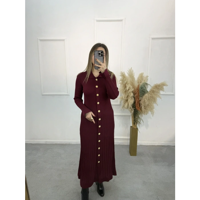 Gold Düğme Detaylı Pileli Triko Elbise