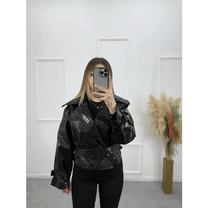 Bohe Deri Kısa Ceket