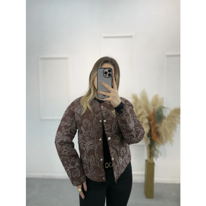 Selcoutg Nakış Desenli Mont