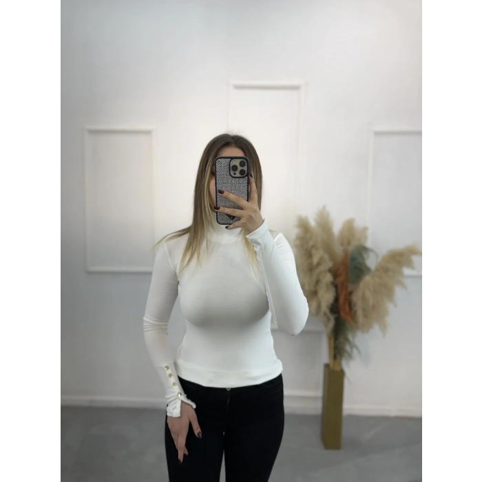 Silove Kol Düğme Detaylı Bluz