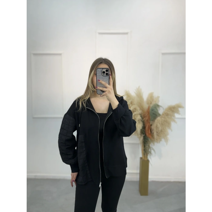 Kapitone Detaylı Kapişonlu Ceket