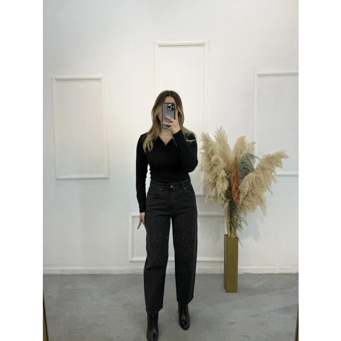 Skater Taşlı Likrasız Mom Jean