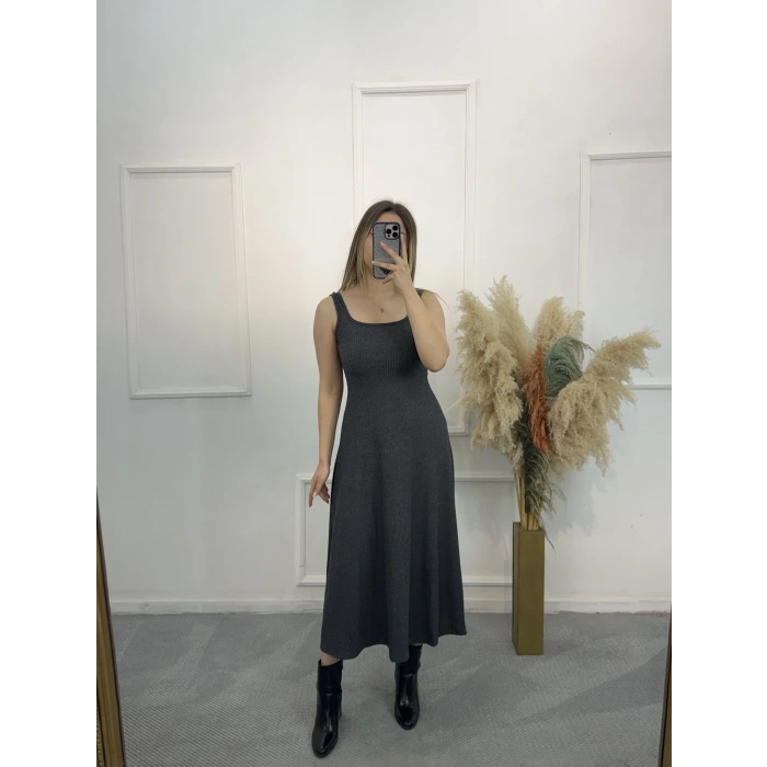 Ceri Kloş Örme Elbise