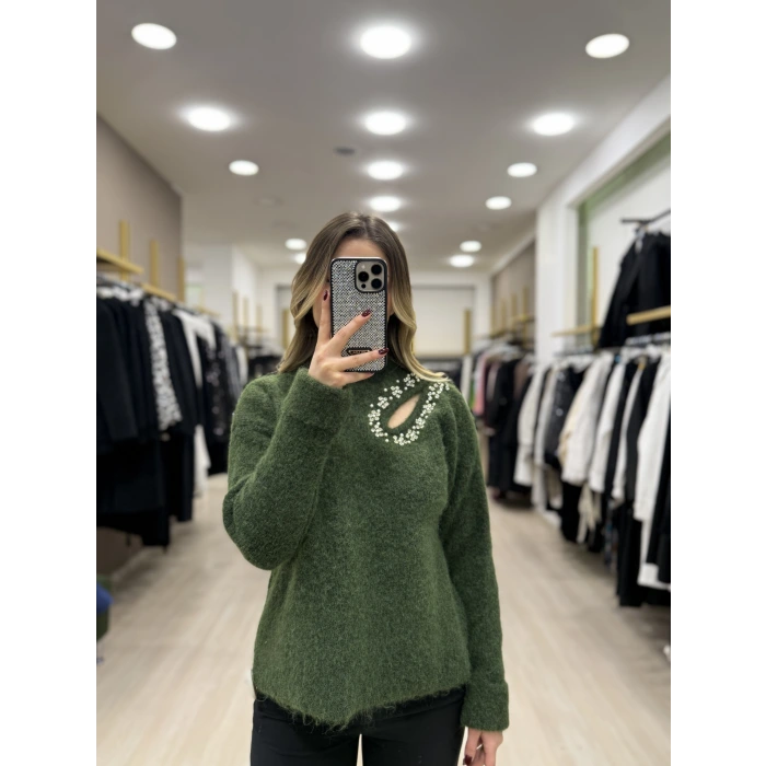 Zeni Omuzu Taş Detaylı Kazak