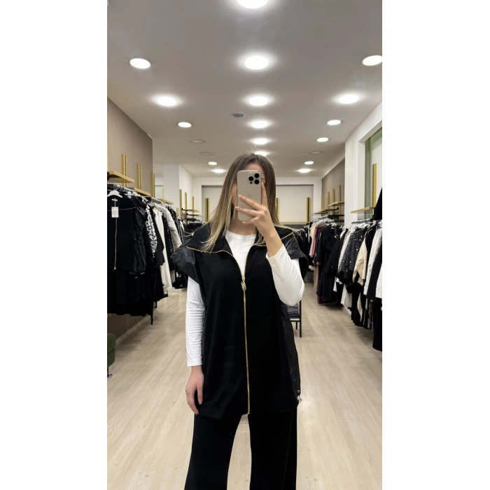 Vure Garni Detaylı Yelekli İkili Takım