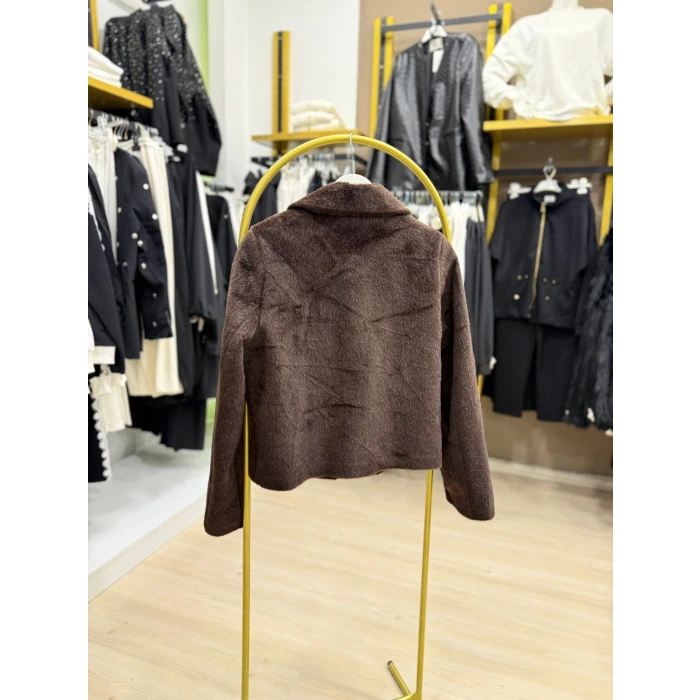 Amber Düğme Ve Cepli Kısak Kürk