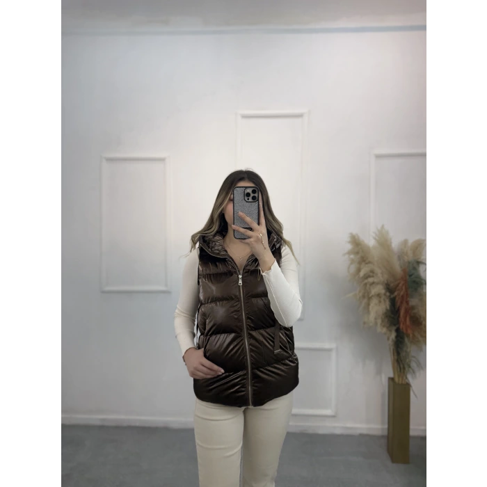 Gubbins Parlak Kapişonlu Yelek