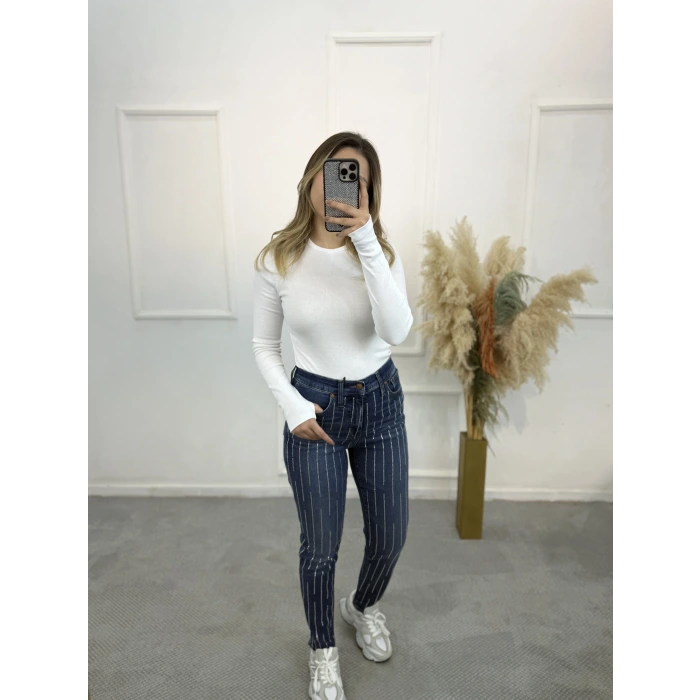 Orj. Marka Boru Paça Çubuk Taşlı Likralı Jean