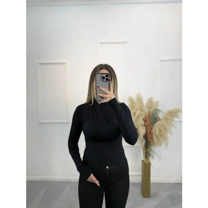 Ring Önü Büzgülü Bluz