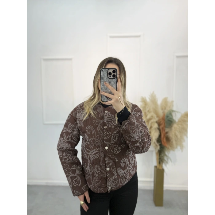 Selcoutg Nakış Desenli Mont