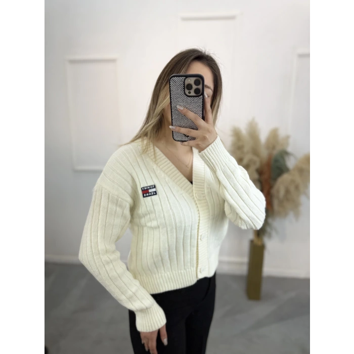 TH Arma Nakışlı Hırka