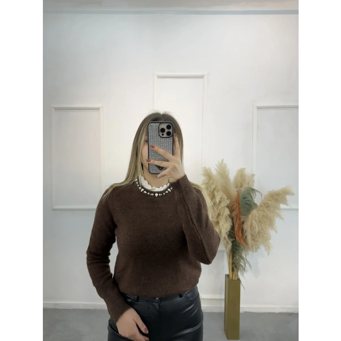 Zugz Yaka Taş Ve Güpürlü Kazak