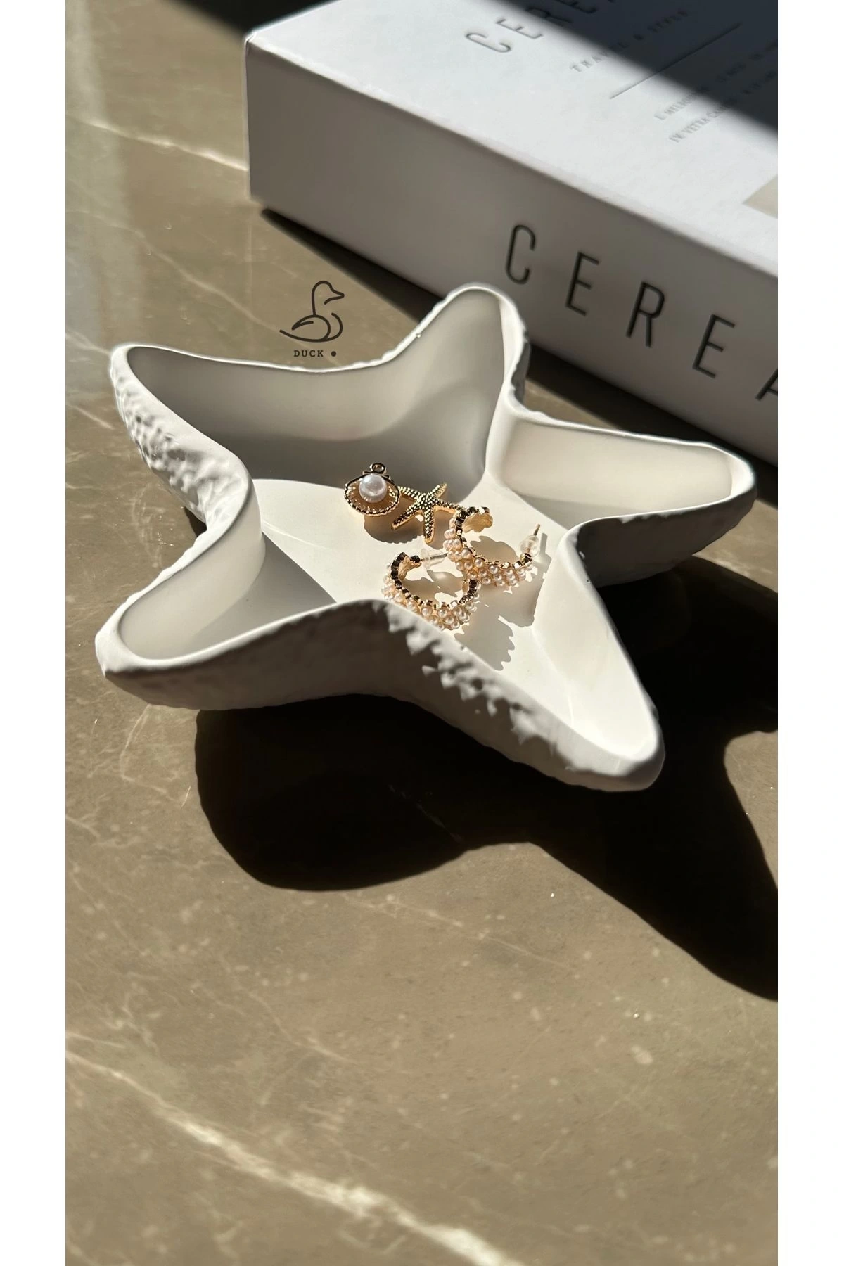 Deniz yıldızı görünümlü dekoratif tabak