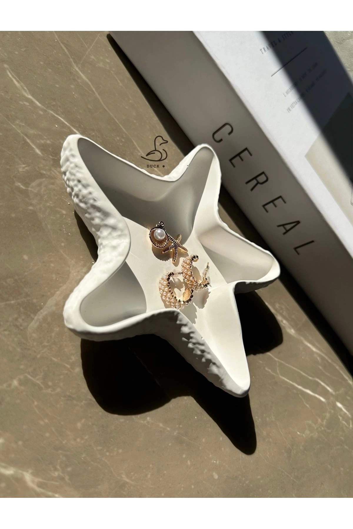 Deniz yıldızı görünümlü dekoratif tabak