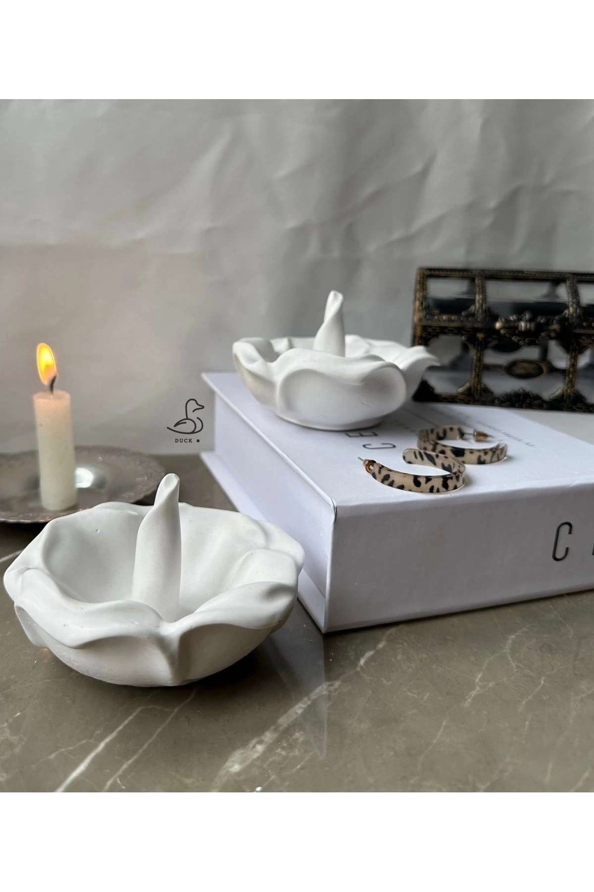 Gül görünümlü yüzük stand