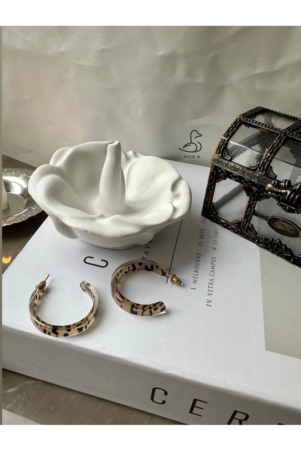 Gül görünümlü yüzük stand