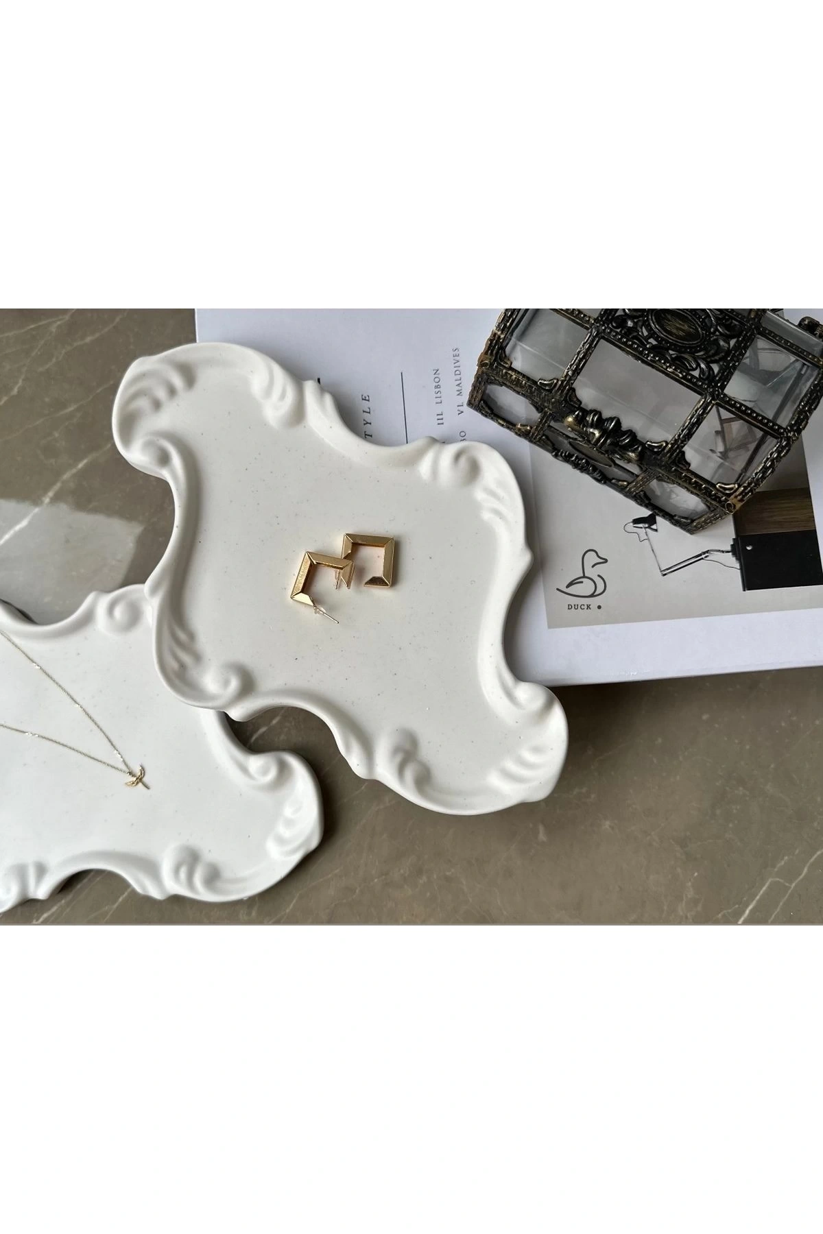 Dantel desenli dekoratif tabak