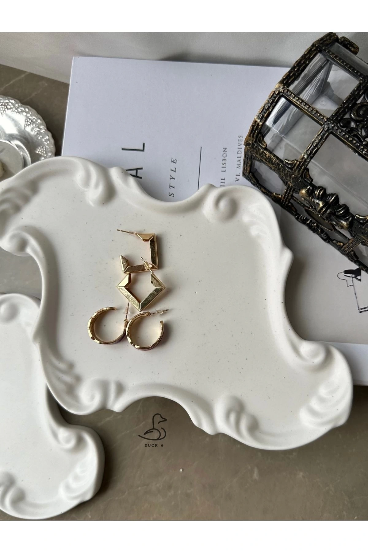 Dantel desenli dekoratif tabak