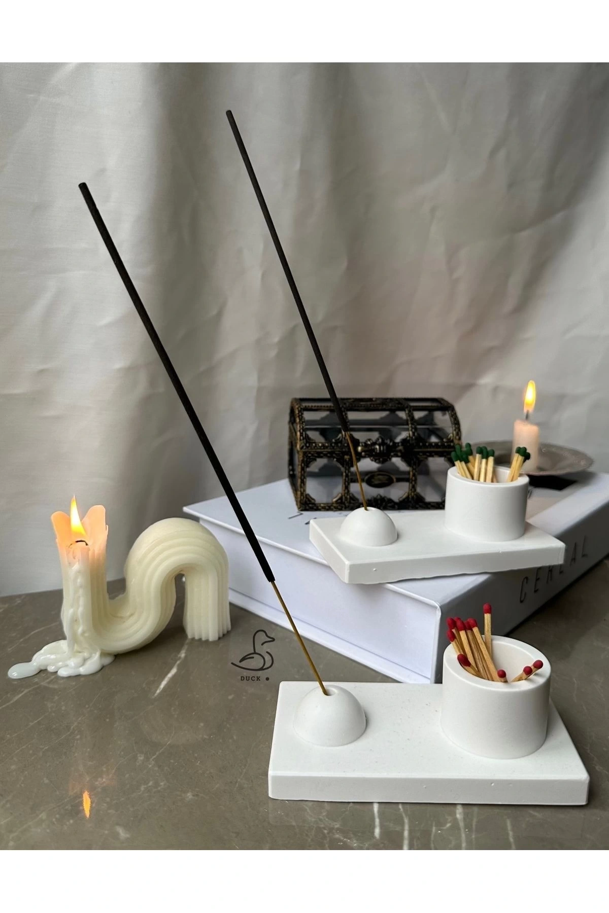 Yuvarlak mumluk/tütsü tutucu