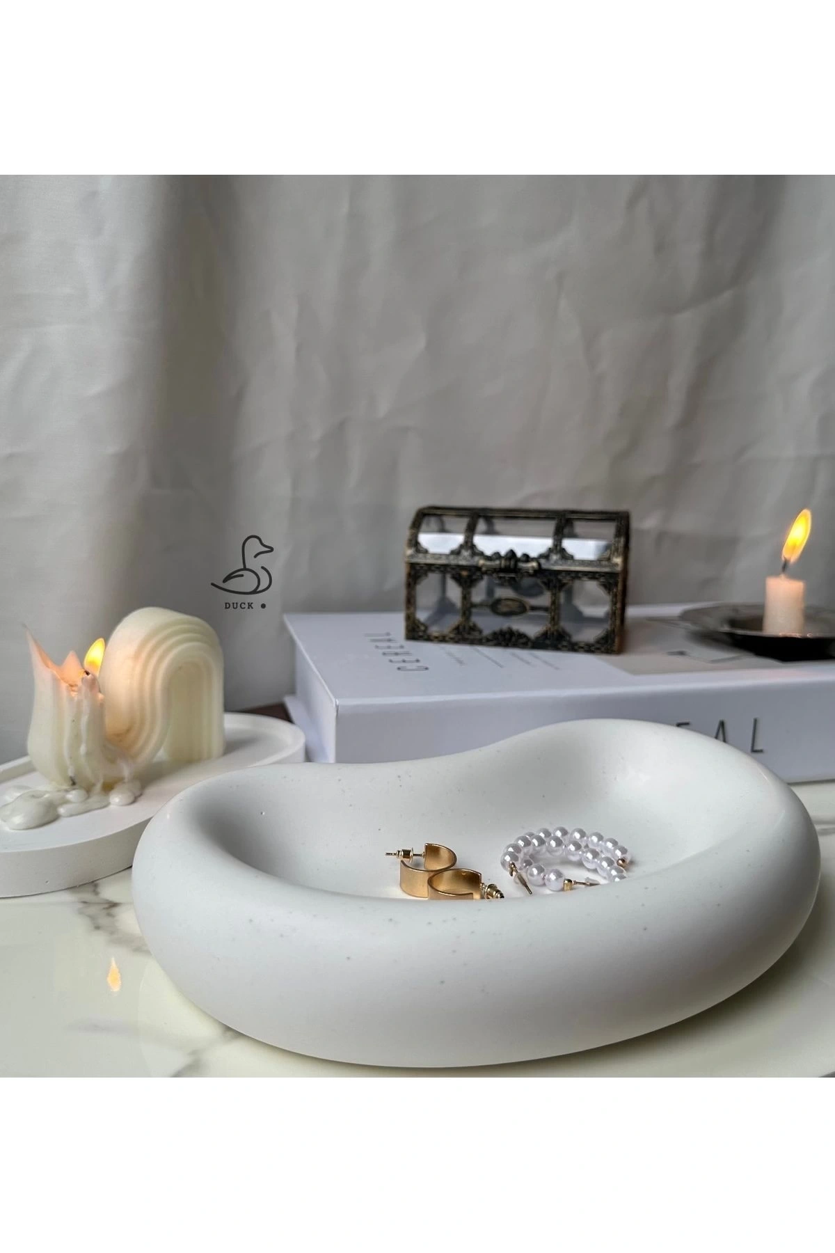 Oval görünümlü dekoratif tabak