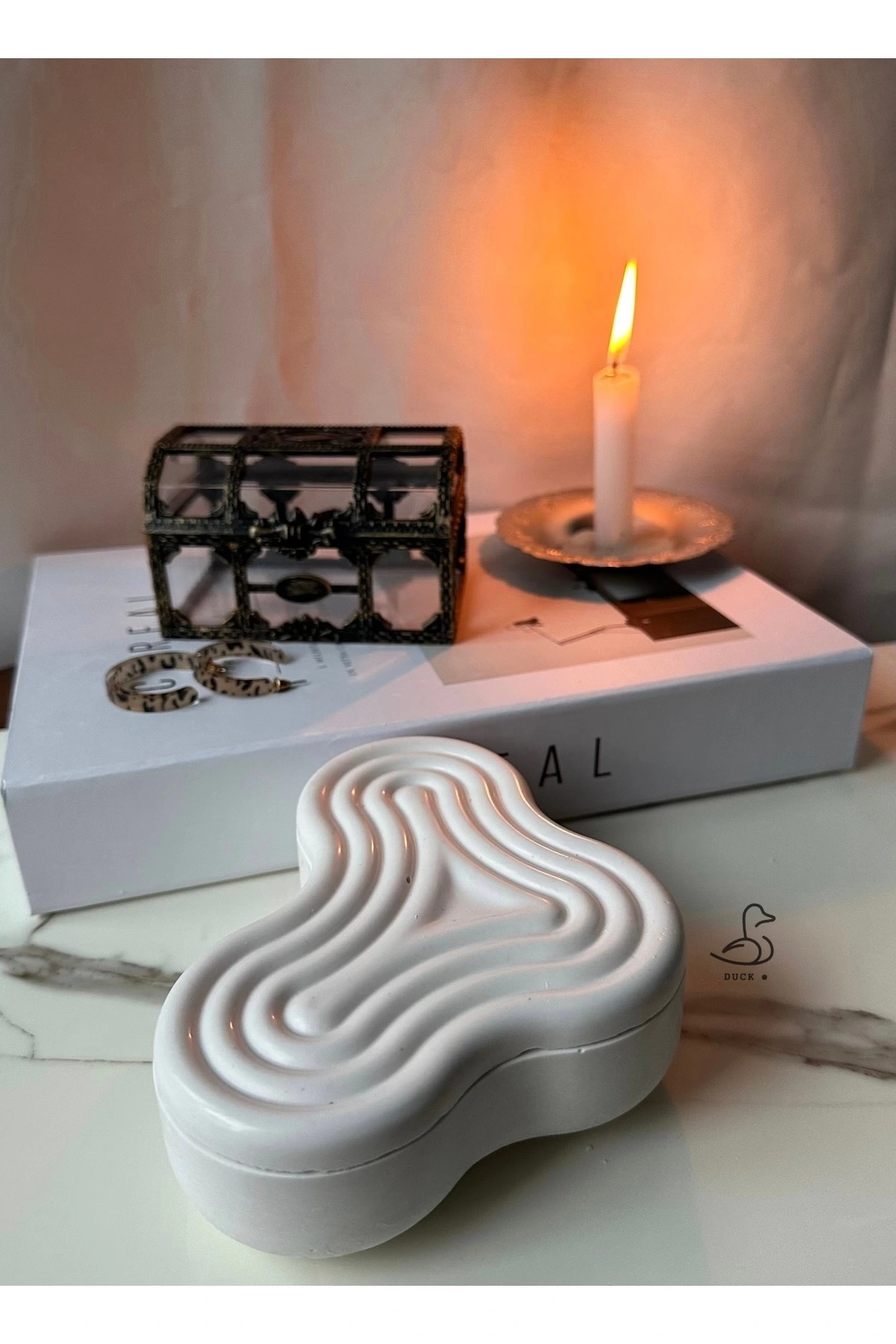 Çizgili Asimetrik Dekoratif Kutu/mumluk