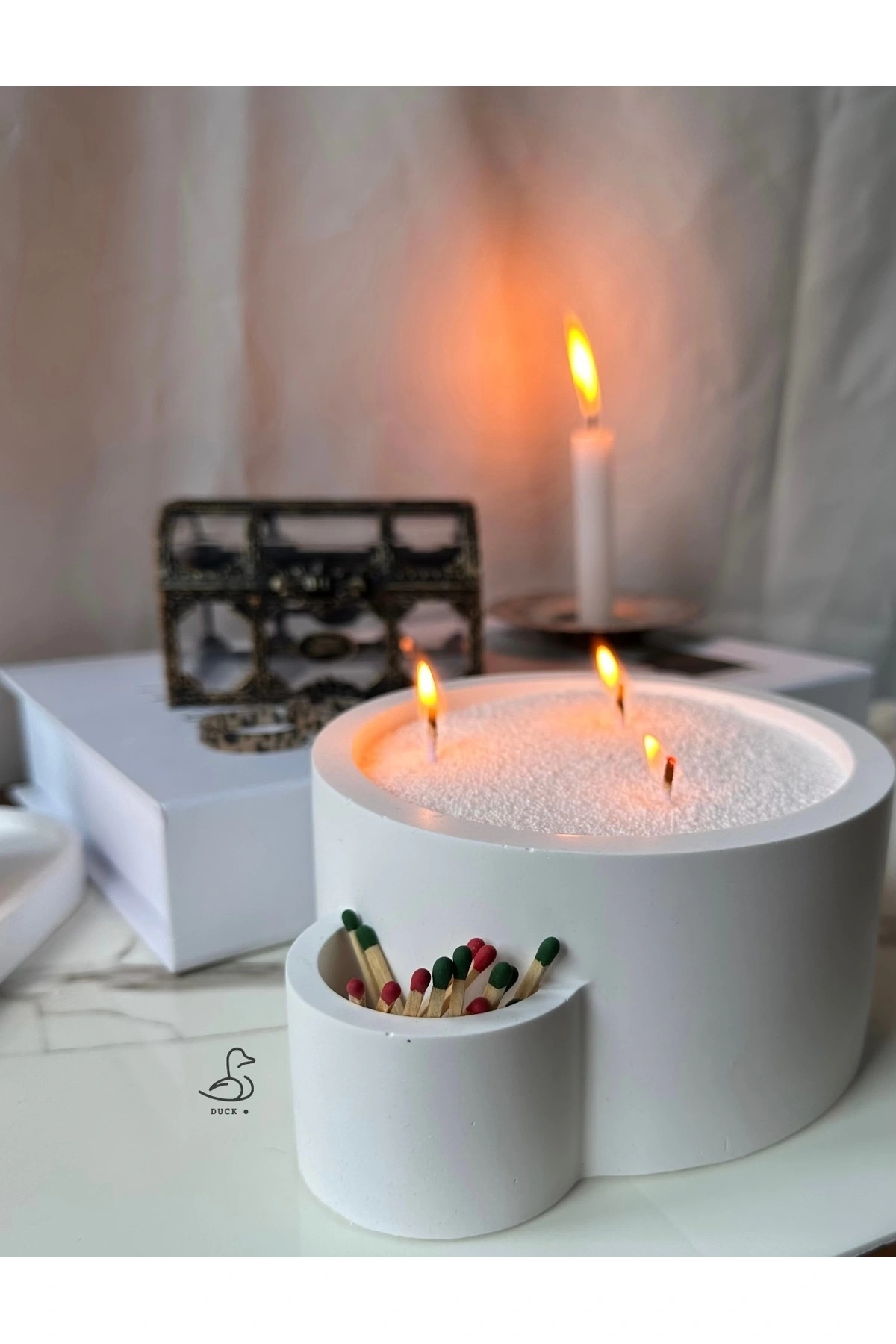 Dairesel dekoratif mumluk (inci toz mum dahil)
