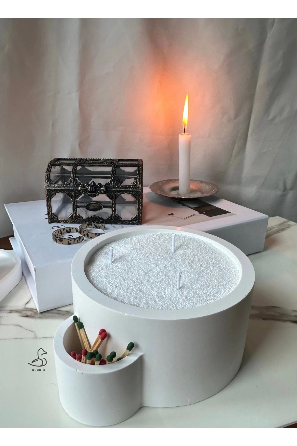 Dairesel dekoratif mumluk (inci toz mum dahil)