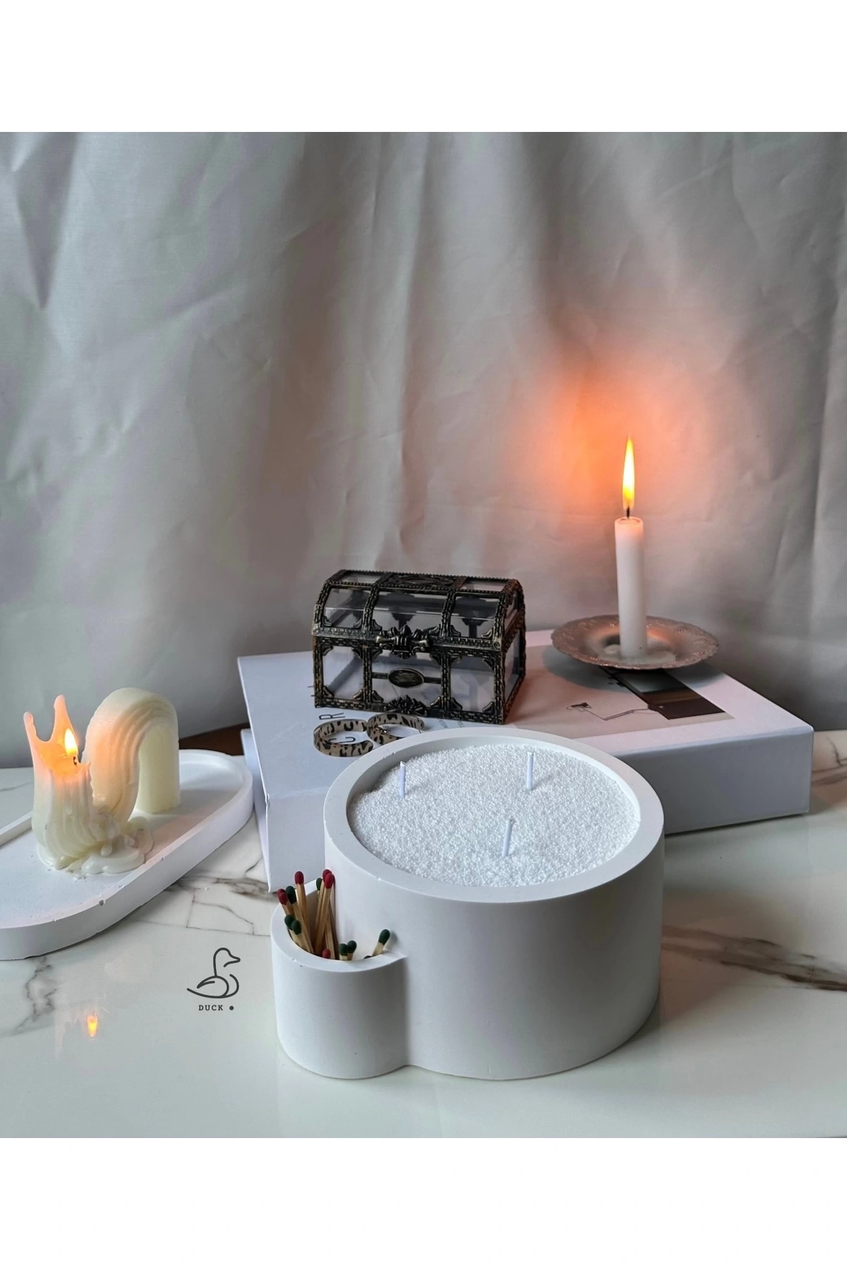 Dairesel dekoratif mumluk (inci toz mum dahil)